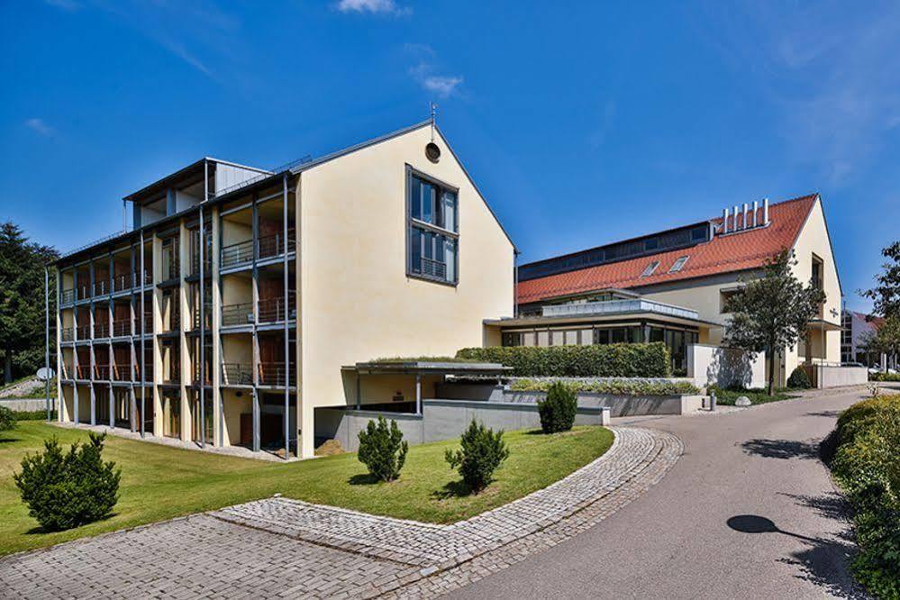 Hotel Oberschwaebischer Hof Schwendi Exterior foto